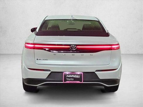 New 2026 Toyota Crown XLE image 7