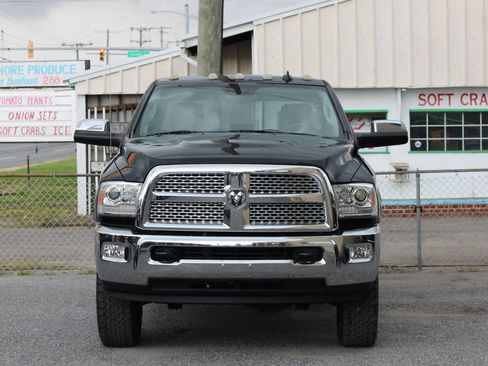 Used 2015 RAM 2500 Laramie AWD/4WD image 2