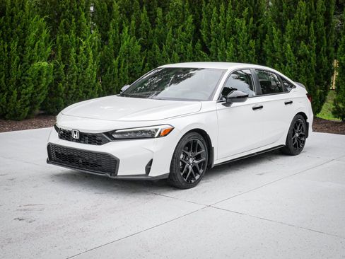 Used 2025 Honda Civic Sport image 5