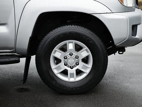 Used 2012 Toyota Tacoma PreRunner w/ SR5 Pkg image 11