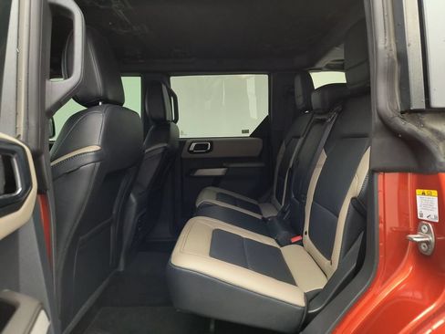 Used 2023 Ford Bronco Wildtrak AWD/4WD image 13