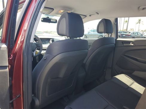 Used 2018 Hyundai Tucson SEL image 11