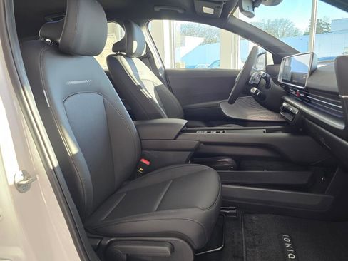 New 2025 Hyundai Ioniq 6 SEL AWD/4WD image 29