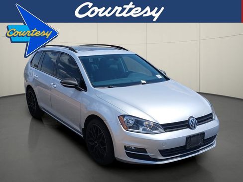 Used 2015 Volkswagen Golf TDI SEL FWD image 1