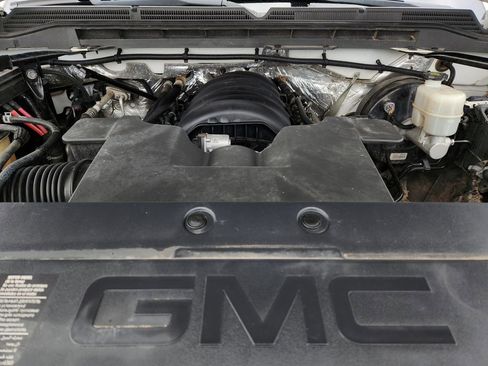 Used 2015 GMC Sierra 1500 SLE w/ SLE Value Package AWD/4WD image 38
