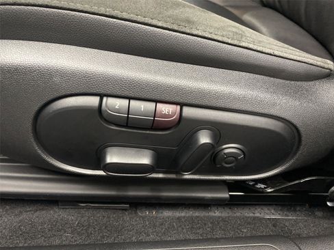 Certified 2023 MINI Cooper Clubman S AWD/4WD image 18