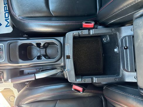 Used 2021 Jeep Gladiator Rubicon AWD/4WD image 24