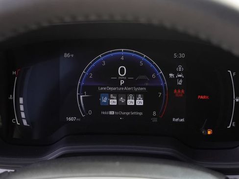 Used 2026 Toyota Corolla SE FWD image 30