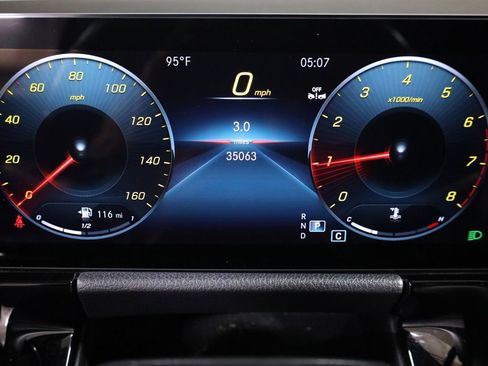 Used 2023 Mercedes-Benz GLA 250 4MATIC image 13