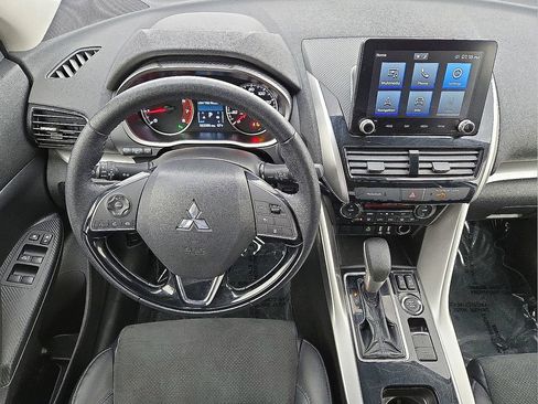 Used 2024 Mitsubishi Eclipse Cross SE image 18