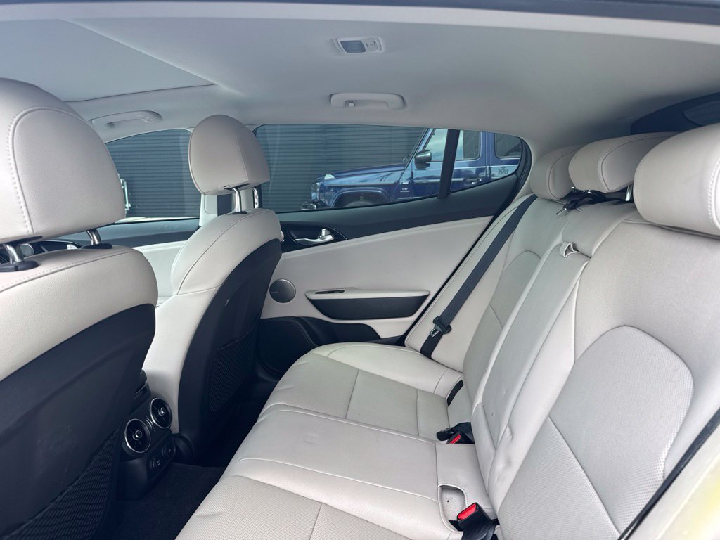 Used 2019 Kia Stinger Premium RWD image 7