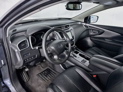 Used 2020 Nissan Murano SL FWD image 9