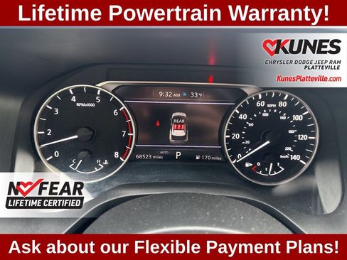 Used 2023 Nissan Rogue S image 11