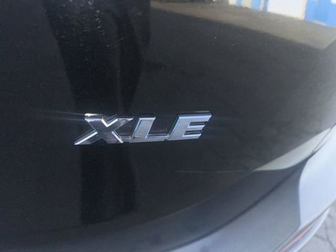 Used 2015 Toyota RAV4 XLE FWD image 11