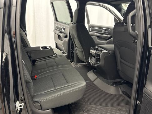 New 2026 RAM 1500 Big Horn AWD/4WD image 30