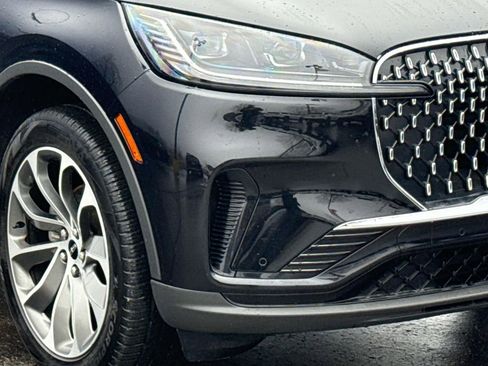 Used 2025 Lincoln Aviator Reserve w/ Illumination Package AWD/4WD image 5