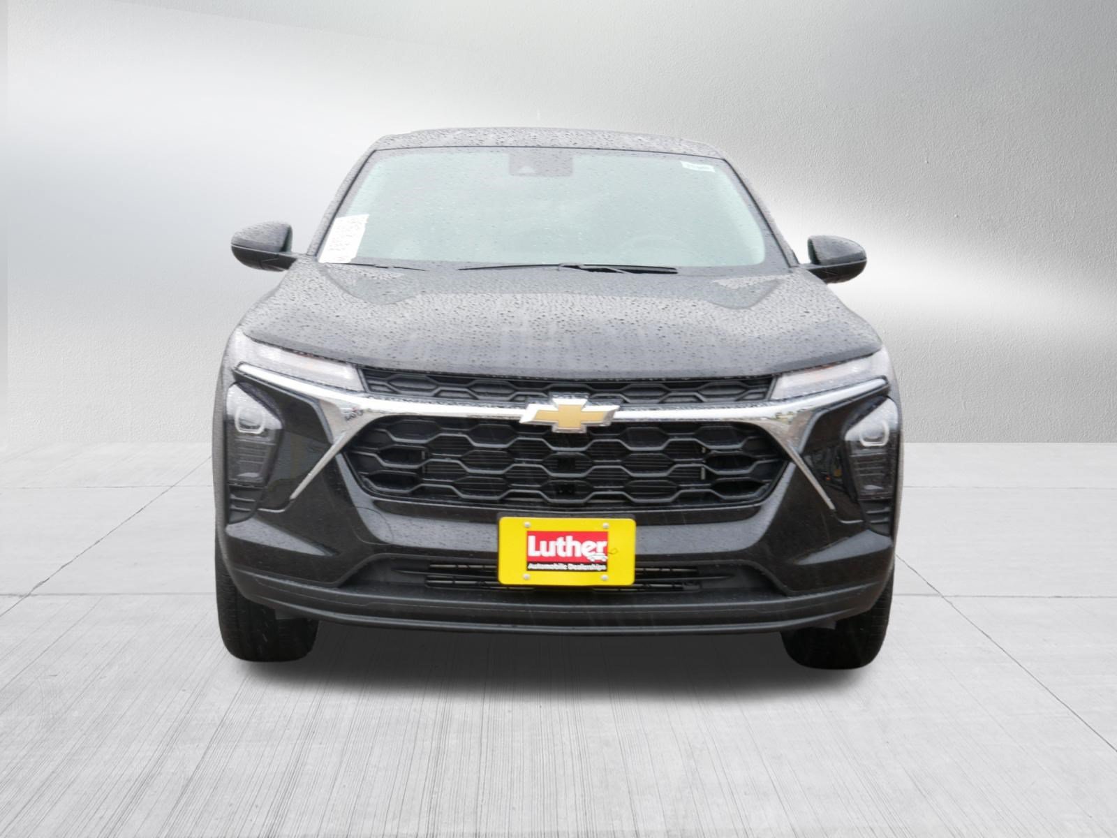 New 2026 Chevrolet Trax LS w/ LS Convenience Package FWD image 8