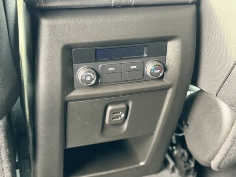 Certified 2023 Chevrolet Traverse LT image 24