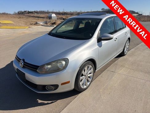 Used 2013 Volkswagen Golf TDI image 7