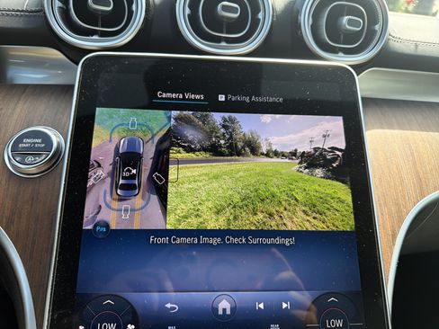 Used 2025 Mercedes-Benz C 300 4MATIC Sedan image 29