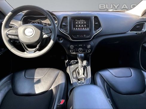 Used 2021 Jeep Cherokee Latitude Plus AWD/4WD image 15