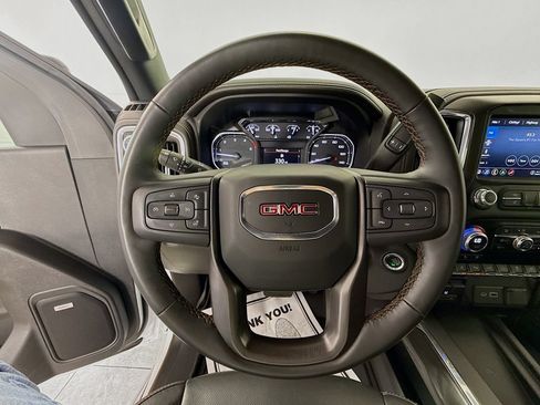 Used 2023 GMC Sierra 2500 AT4 w/ AT4 Preferred Package AWD/4WD image 12