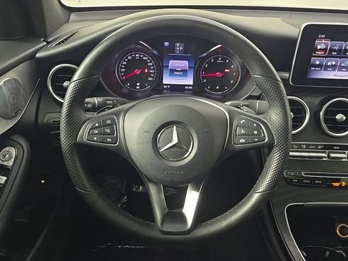 Used 2019 Mercedes-Benz GLC 300 4MATIC image 30