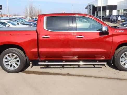 Used 2019 Chevrolet Silverado 1500 LTZ AWD/4WD image 8