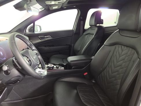 Certified 2025 Kia Sportage X-Line Prestige AWD/4WD image 12
