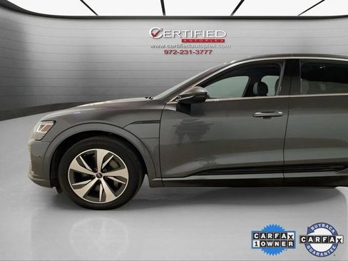 Used 2024 Audi Q8 e-tron Premium Plus image 94