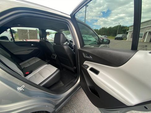 Used 2018 Chevrolet Equinox Premier image 15