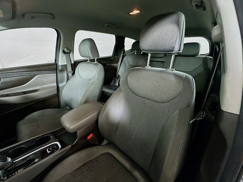 Used 2019 Hyundai Santa Fe SE image 19