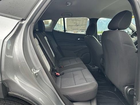 New 2026 Chevrolet Trax LS w/ LS Convenience Package FWD image 27