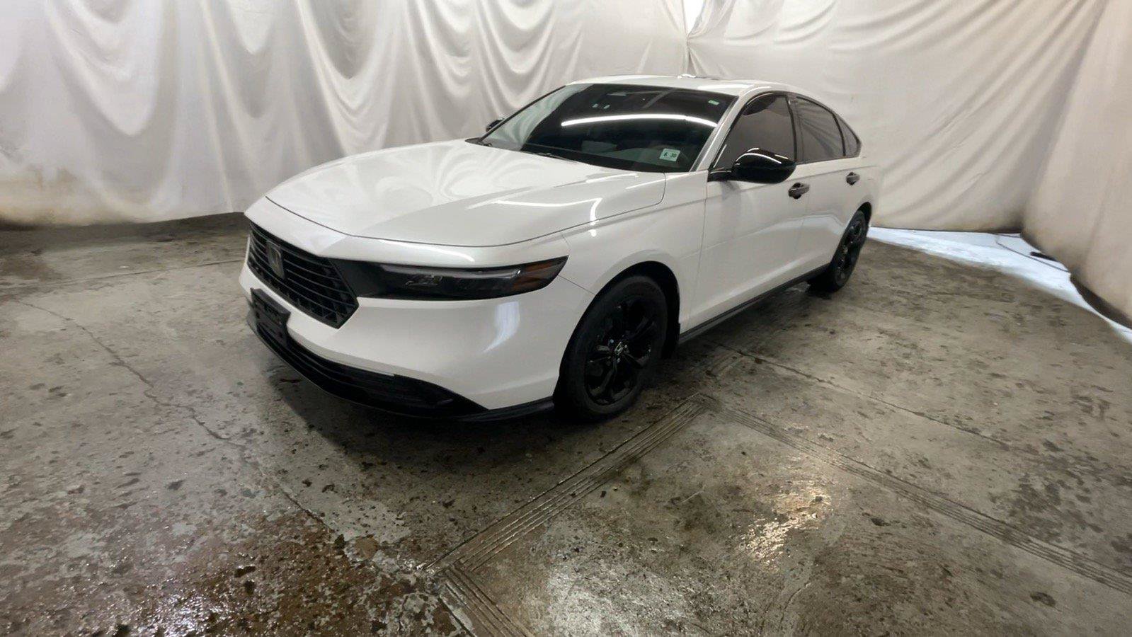 Certified 2025 Honda Accord SE image 14
