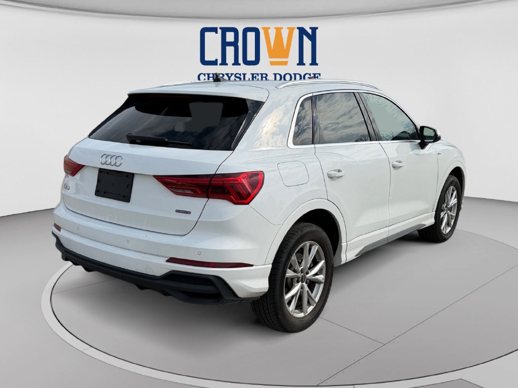 Used 2023 Audi Q3 2.0T Premium AWD/4WD image 3