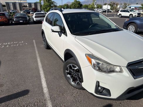 Used 2016 Subaru Crosstrek 2.0i Limited w/ Popular Package #2 image 3