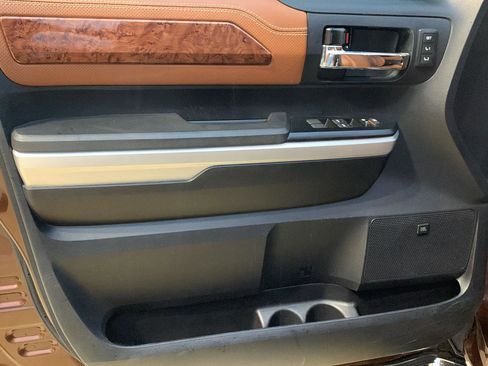 Used 2014 Toyota Tundra Platinum image 21