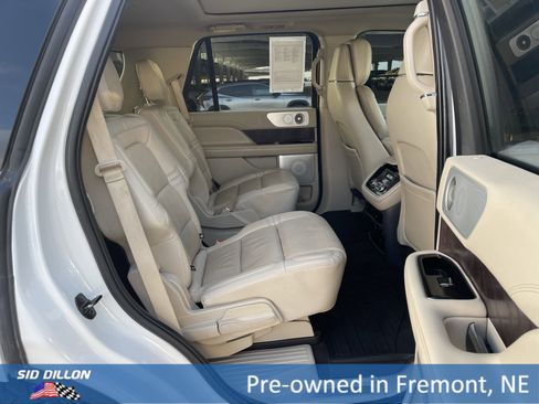 Used 2021 Lincoln Navigator Reserve w/ Luxury Package image 20