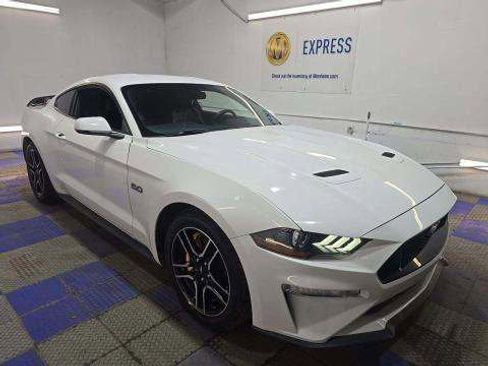 Used 2019 Ford Mustang GT Premium image 2