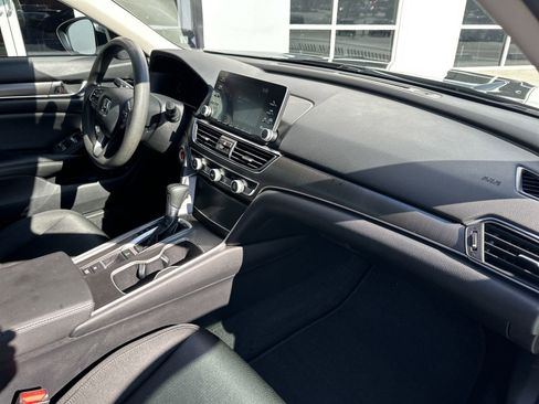 Used 2019 Honda Accord LX image 26