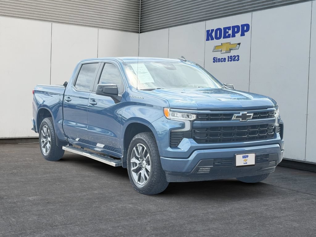 Used 2024 Chevrolet Silverado 1500 RST AWD/4WD image 7