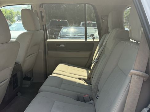 Used 2012 Ford Expedition XLT AWD/4WD image 10