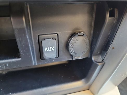 Used 2011 Toyota 4Runner SR5 image 23