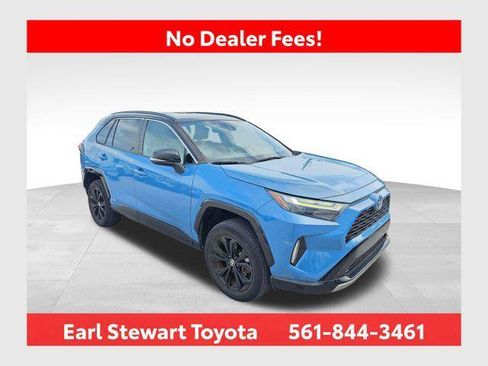 Certified 2022 Toyota RAV4 XSE AWD/4WD image 1