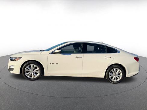 Used 2023 Chevrolet Malibu LT w/ Driver Confidence Package image 8