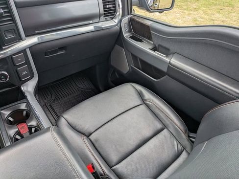 Used 2021 Ford F150 Lariat w/ Equipment Group 502A High image 16