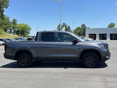 Certified 2025 Honda Ridgeline TrailSport+ image 28