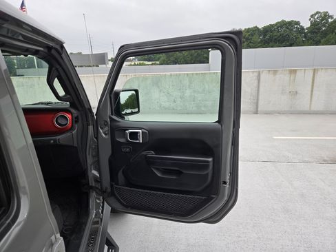 Used 2021 Jeep Wrangler Unlimited Rubicon AWD/4WD image 29