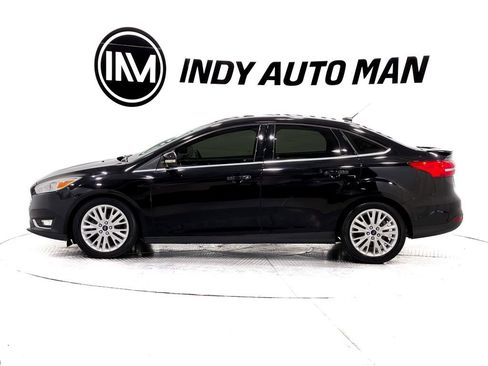 Used 2017 Ford Focus Titanium image 7
