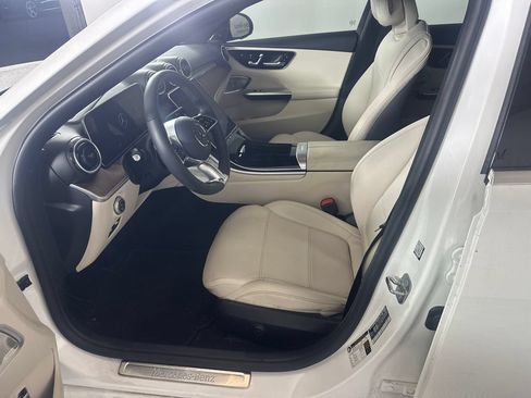 Certified 2024 Mercedes-Benz C 300 Sedan image 3